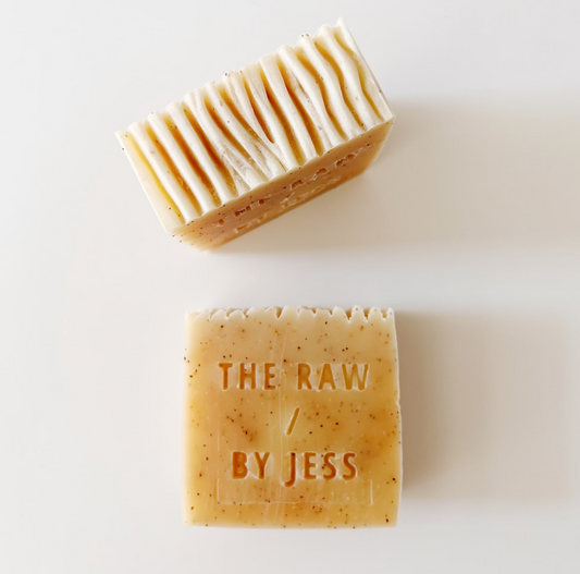 紐西蘭 The Raw By Jess - 杏桃與洋甘菊磨砂手工皂